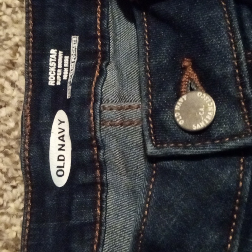 Old Navy Rockstar jeans - Picture 2 of 6